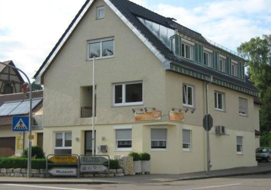 Pension Wauri , Ferienwohnung ' Schwarzwald ' , Erdgeschoss Waldenbuch 외부 사진